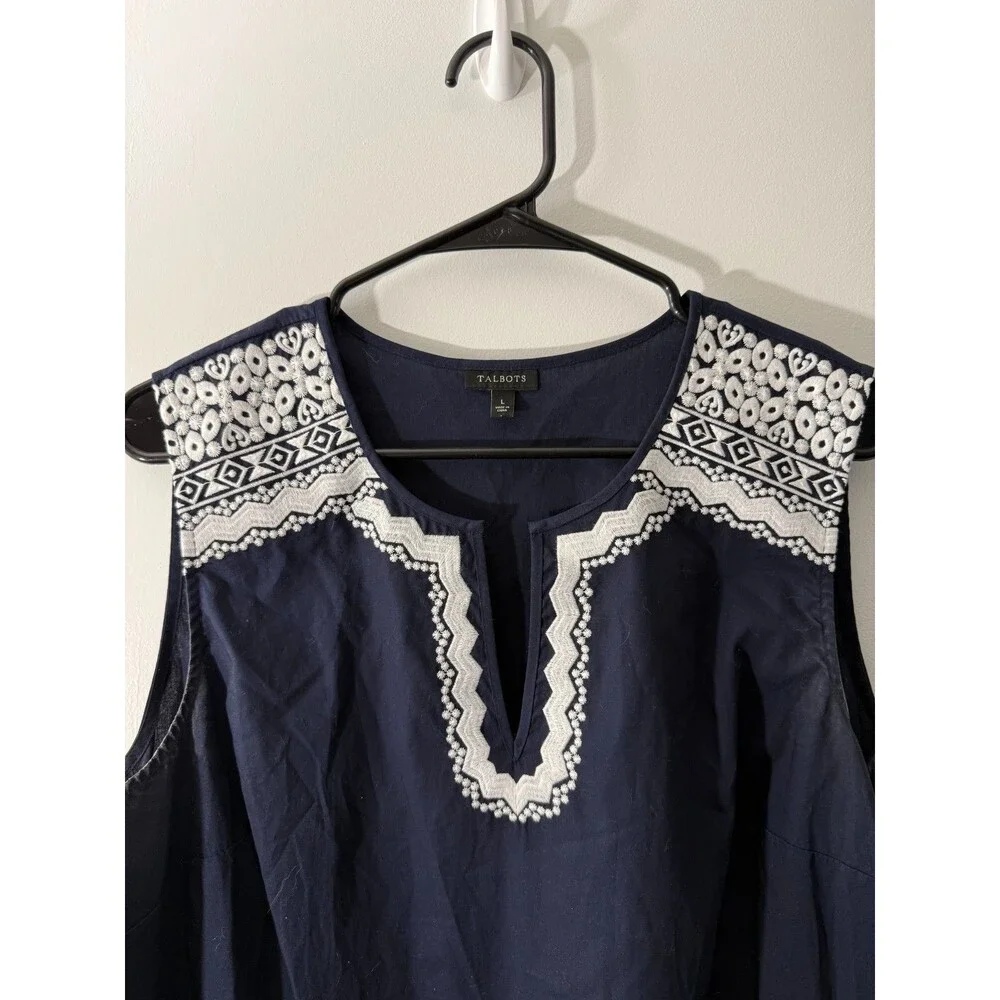 Coastal Navy Sleeveless Top Crochet Embroidery Women's Large L Talbots Vacation - Picture 3 of 3